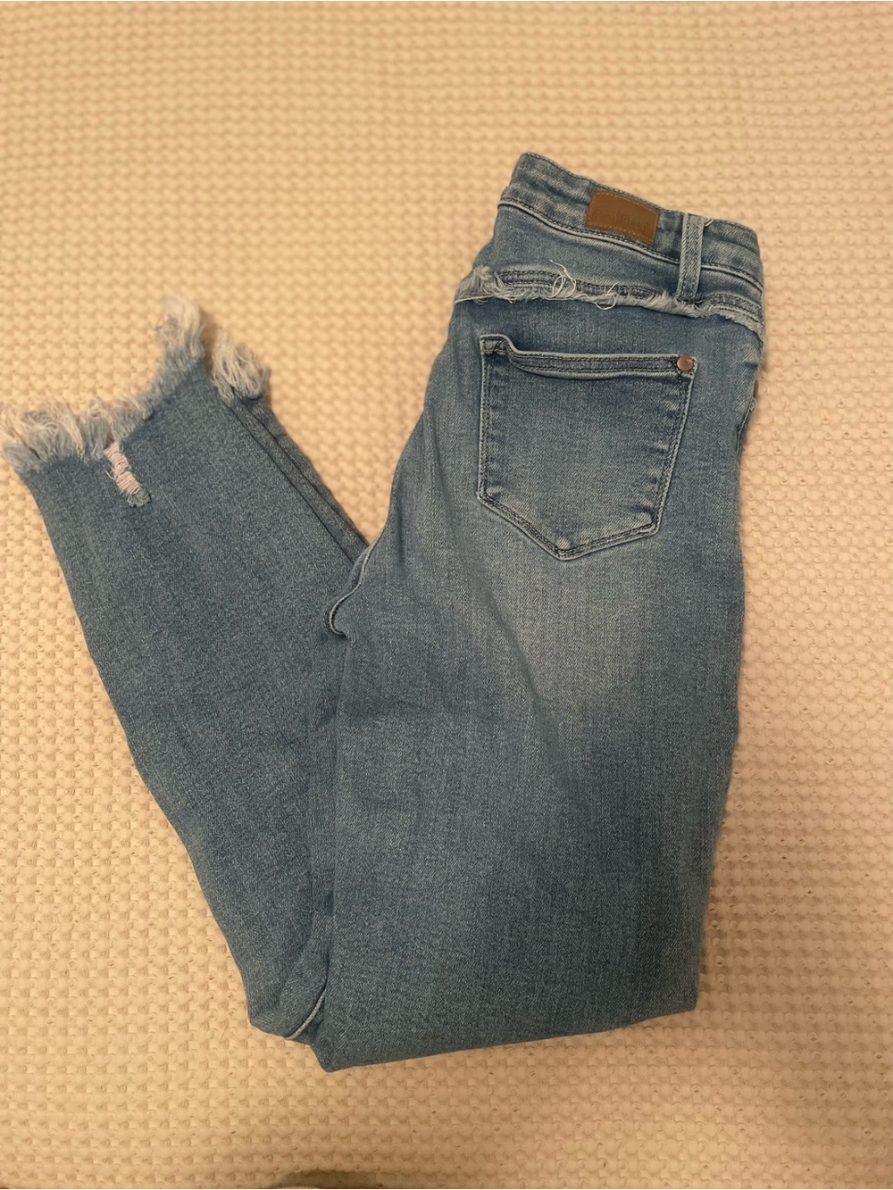 Judy Blue Light Blue Cropped Jeans with Frayed Ankles